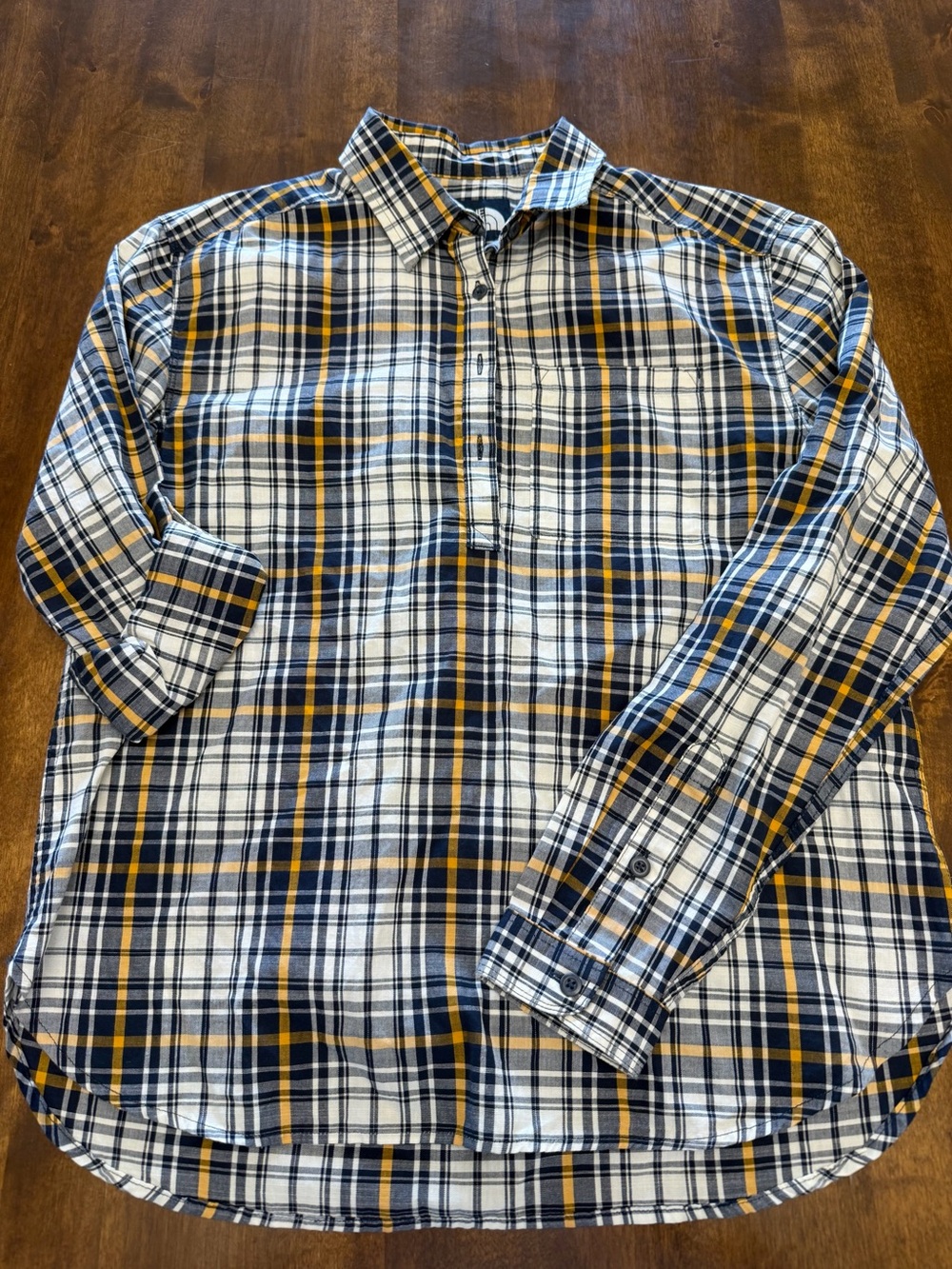 The North Face Women's Bayward Collar Shirt Navy/Yellow XS Half Button